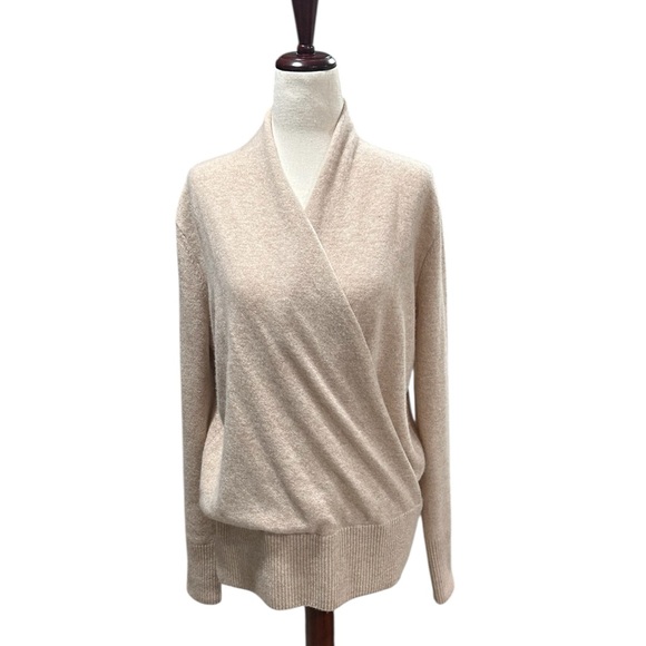 Tahari Cashmere Sweater Size M